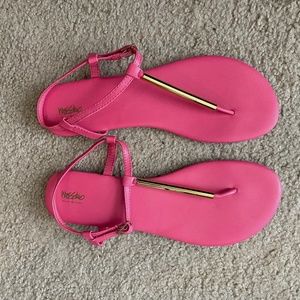 Pink Sandals w/ Gold Accent - Size 9